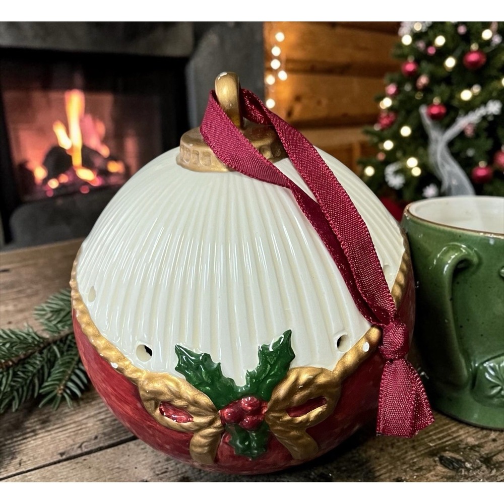 Fitz & Floyd Old Tyme Christmas Ceramic Fragrance Pomander Diffuser Ornament VTG